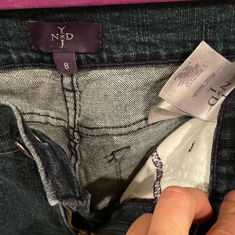 NYDJ high rise, size 8. No style name.